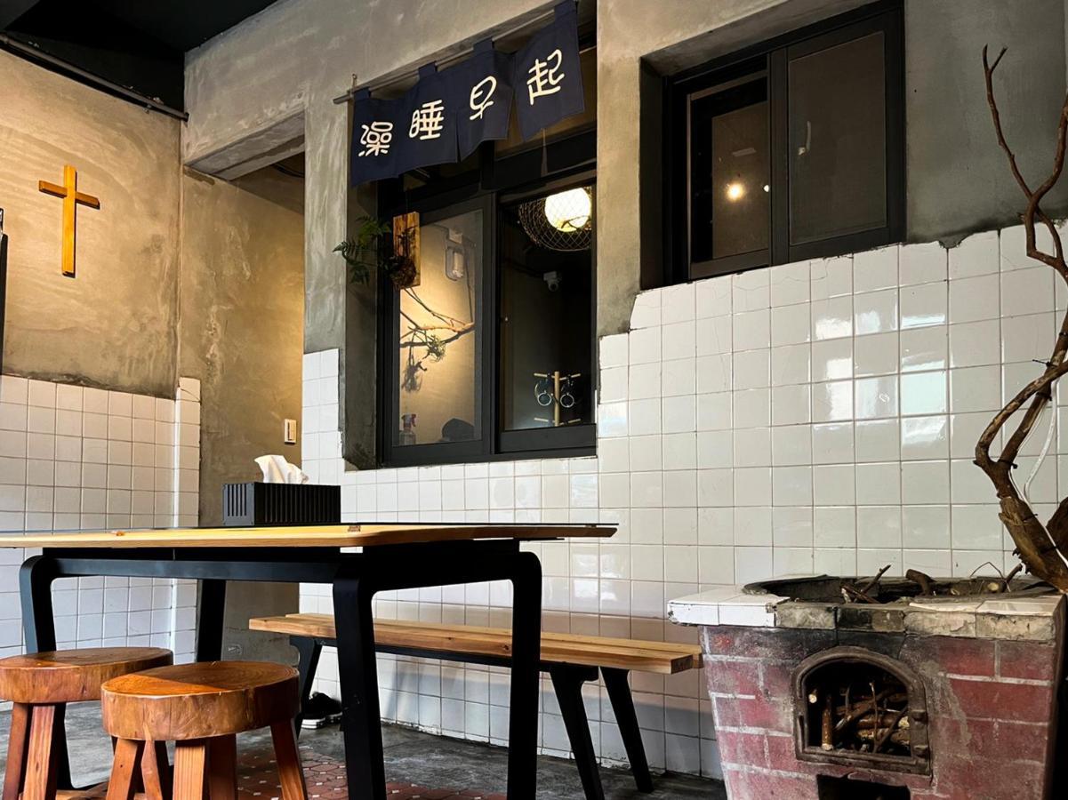 以安二館 Apartamento Lukang Exterior foto